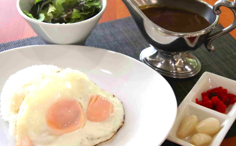 カレートッピング　目玉焼き