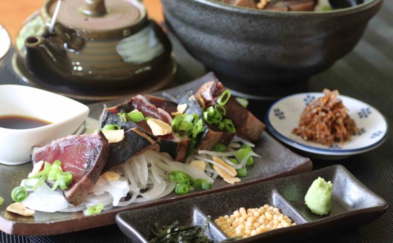 鰹のたたき出汁茶漬け